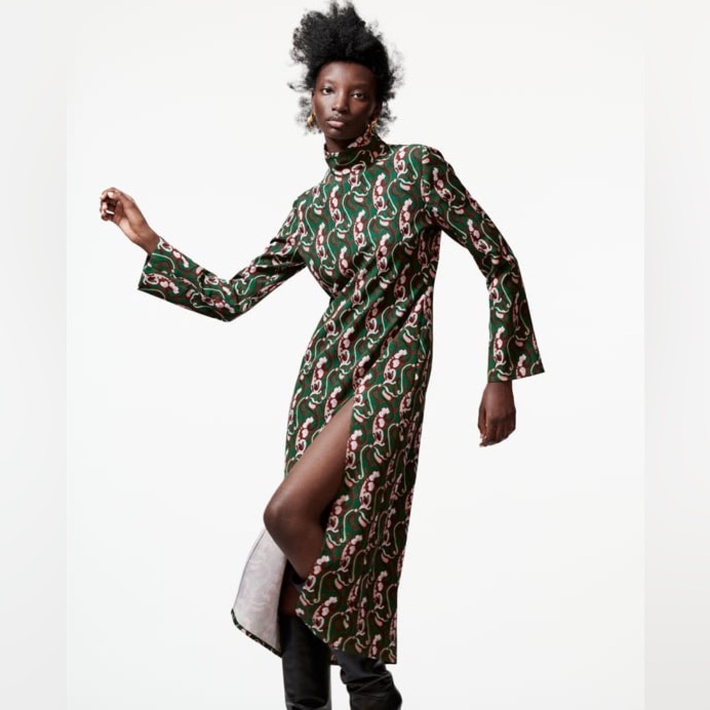 ZARA NWT SIZE L MOCK NECK SLITTED DRESS